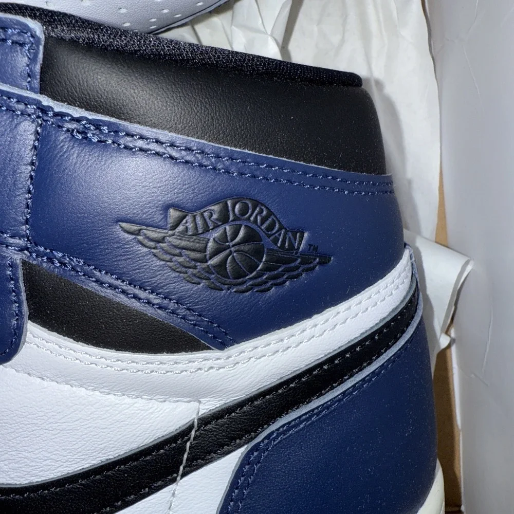 Nike Air Jordan 1 Men's Size 8.5 Retro High OG